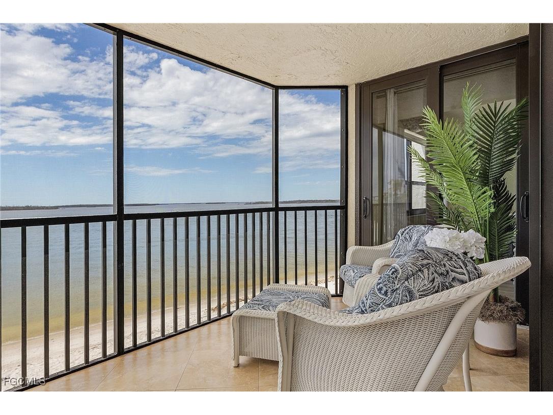 17080 Harbour Point Drive #213 Fort Myers FL 33908 2025022433 image3