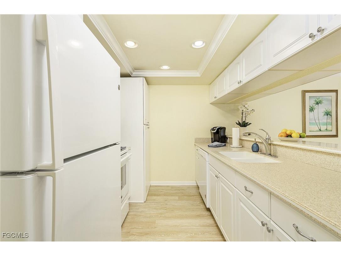 17080 Harbour Point Drive #213 Fort Myers FL 33908 2025022433 image9