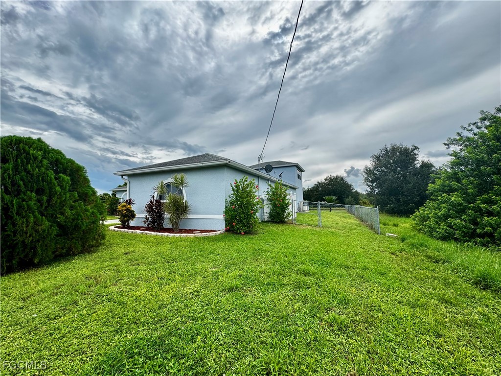 1709 Moore Avenue Lehigh Acres FL 33972 2025008630 image8