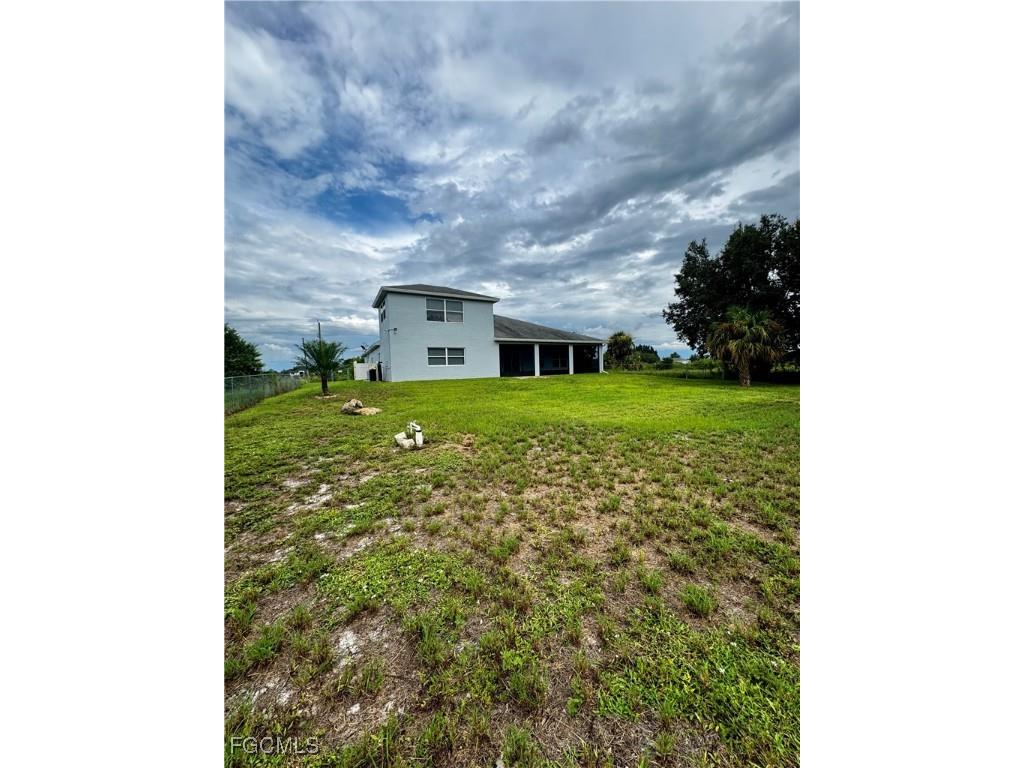 1709 Moore Avenue Lehigh Acres FL 33972 2025008630 image9