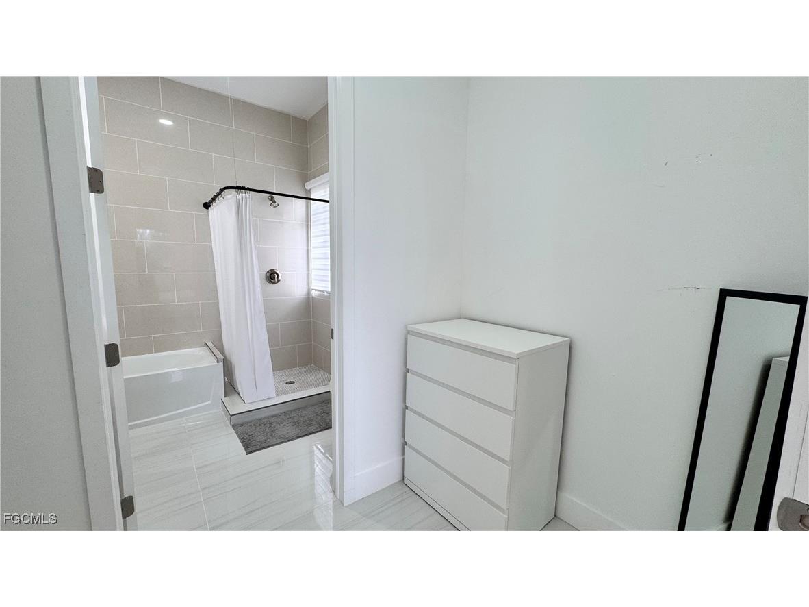 1709 NE 41st Street Cape Coral FL 33909 2025024209 image13