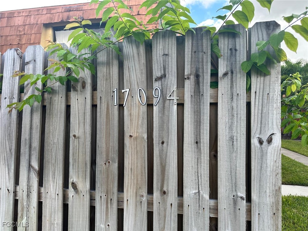 1709 Park Meadows Drive #4 Fort Myers FL 33907 2025013663 image2