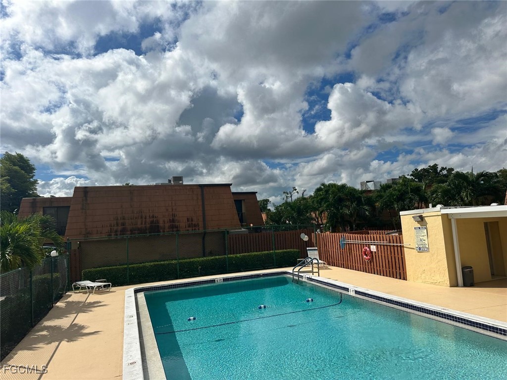 1709 Park Meadows Drive #4 Fort Myers FL 33907 2025013663 image20