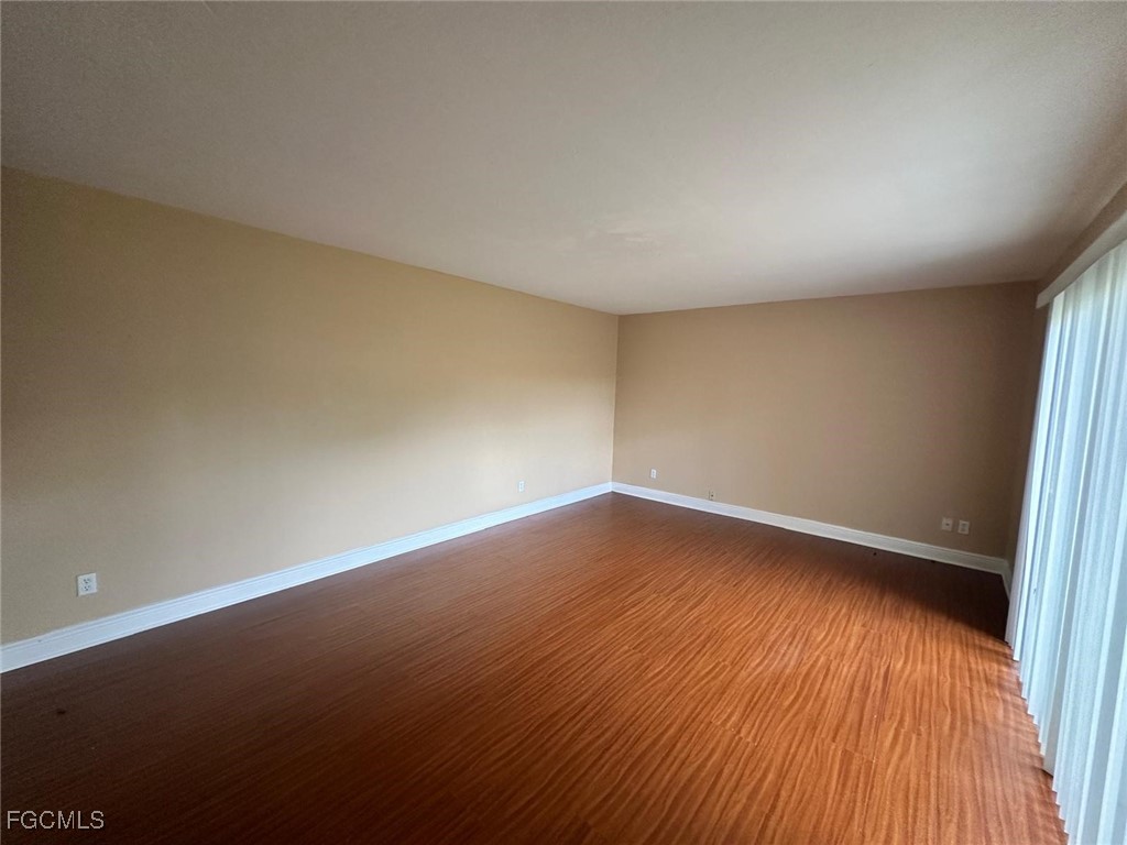 1709 Park Meadows Drive #4 Fort Myers FL 33907 2025013663 image6