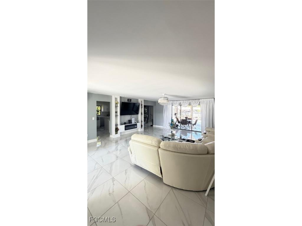 1709 SE 44th Terrace Cape Coral FL 33904 2025023530 image5