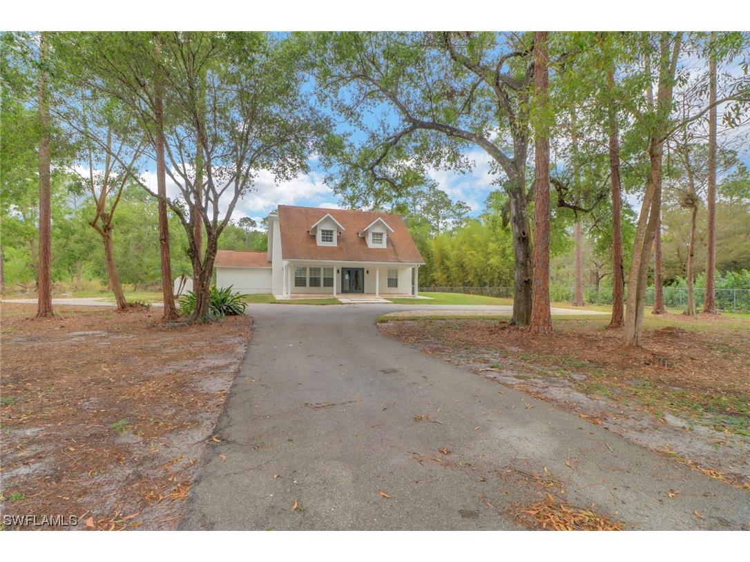 171 29th Street SW Naples FL 34117 223045051 image1