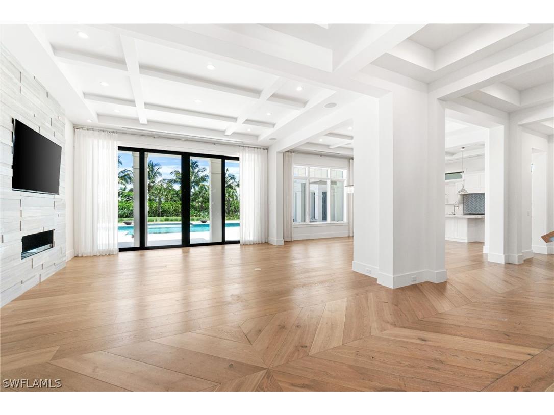 171 North Street Naples FL 34108 224054103 image8