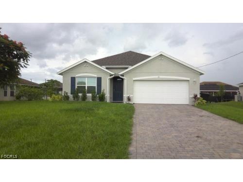 171 Patio Street Lehigh Acres FL 33974 2026013127 image1