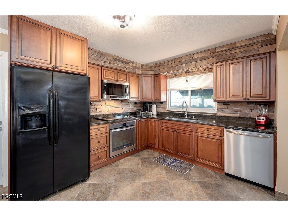 171 SW 51st Terrace Cape Coral FL 33914 2026023218 image16