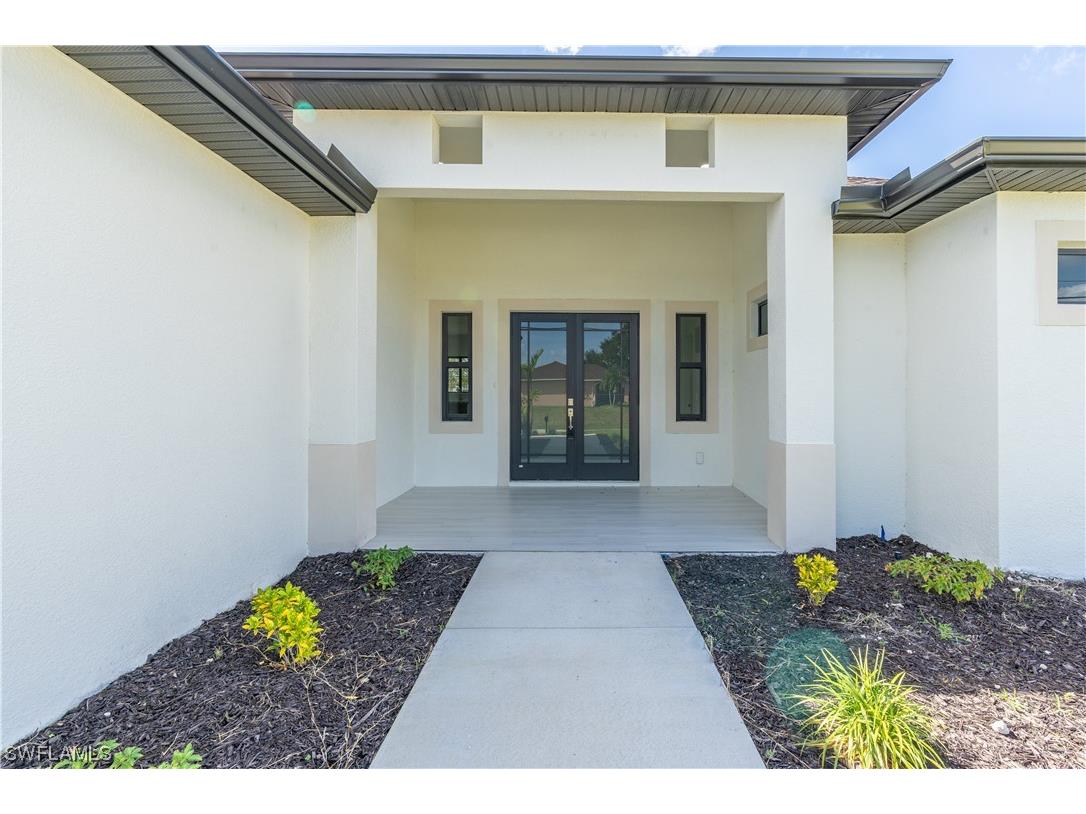 1710 NE 13th Place Cape Coral FL 33909 223081874 image1