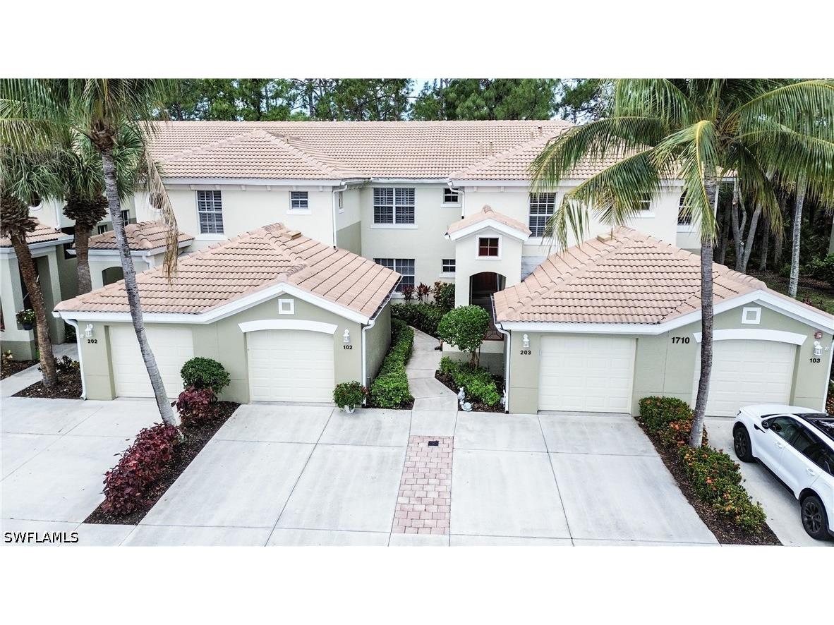1710 Tarpon Bay Drive S #4 Naples FL 34119 226018692 image1