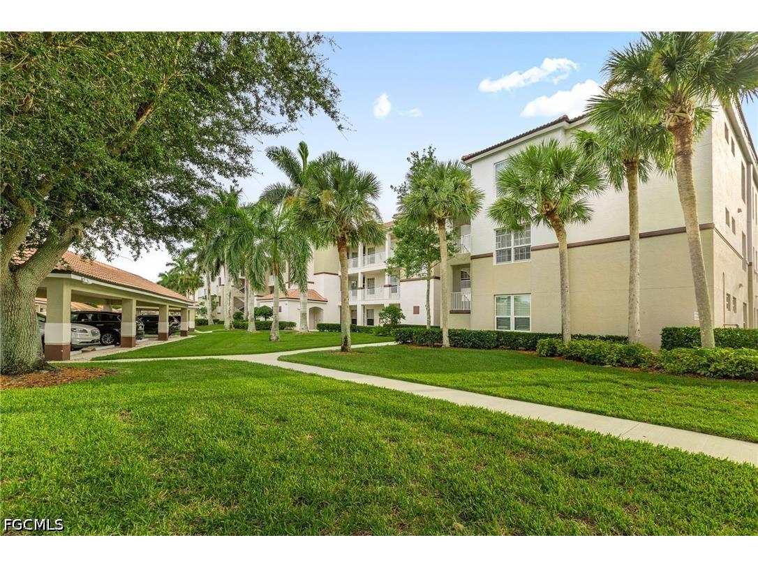 17100 Bridgestone Court #303 Fort Myers FL 33908 2026024450 image8