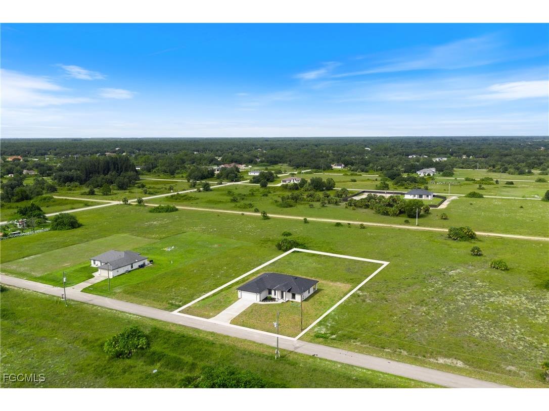 1711 Irving Avenue Lehigh Acres FL 33972 2025007792 image2