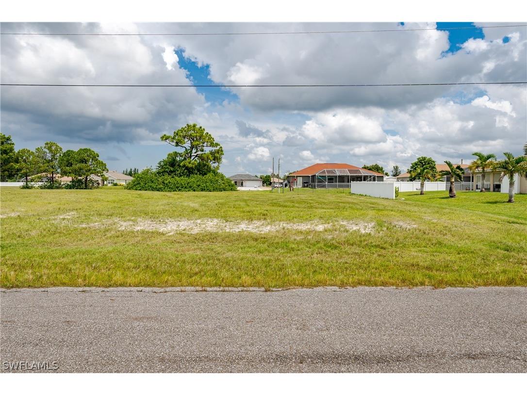 1711 NW 12th Terrace Cape Coral FL 33993 222060453 image1