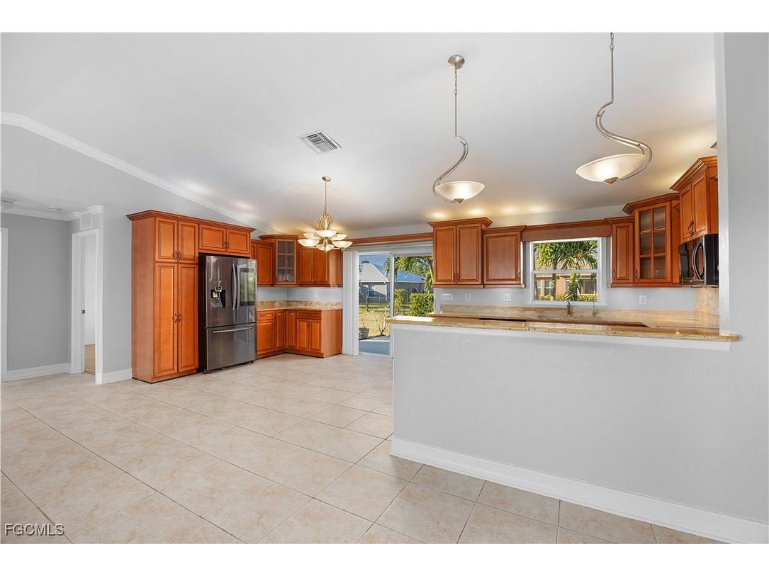1711 NW 23rd Street Cape Coral FL 33993 2025017137 image14