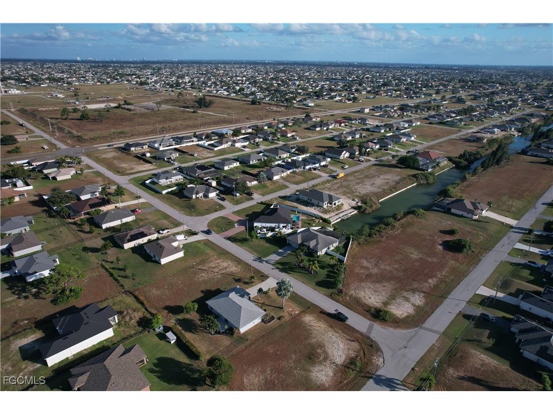 1711 NW 23rd Street Cape Coral FL 33993 2025017137 image39