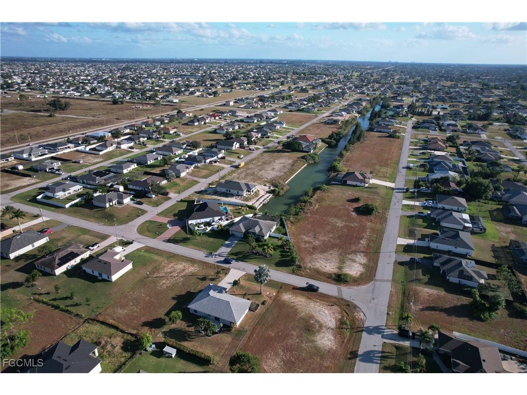 1711 NW 23rd Street Cape Coral FL 33993 2025017137 image40