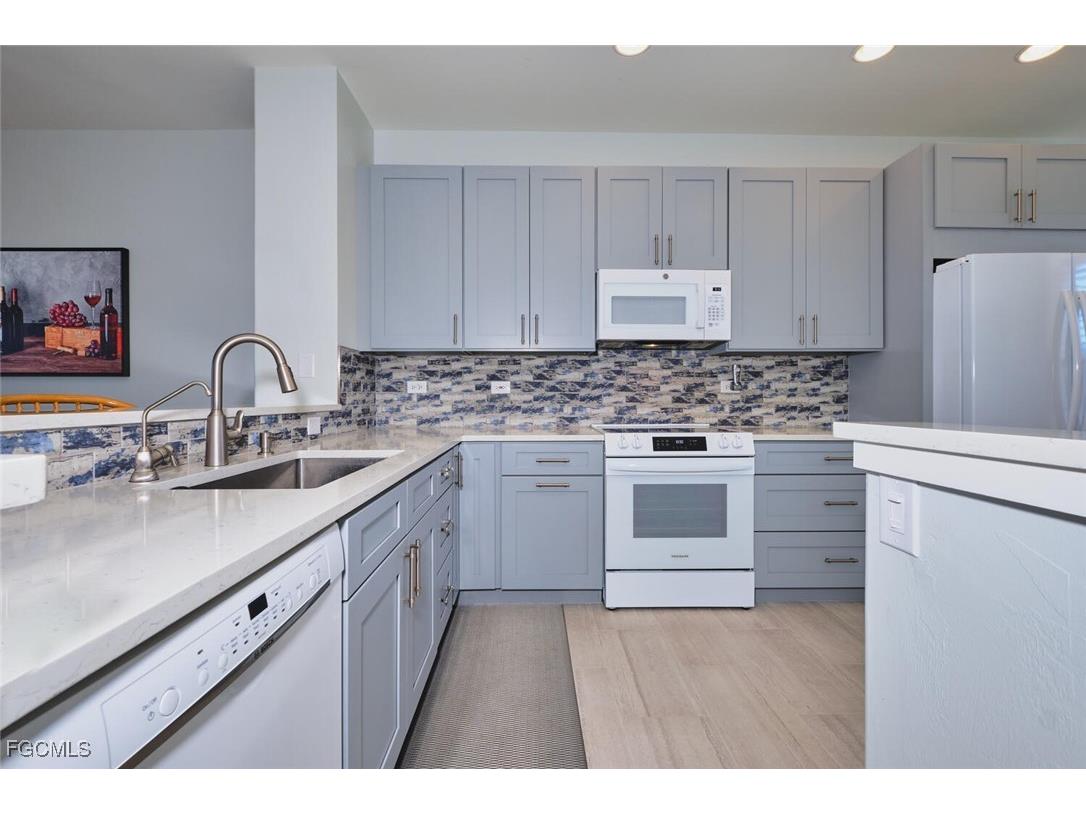 17110 Bridgestone Court #106 Fort Myers FL 33908 2026001151 image4