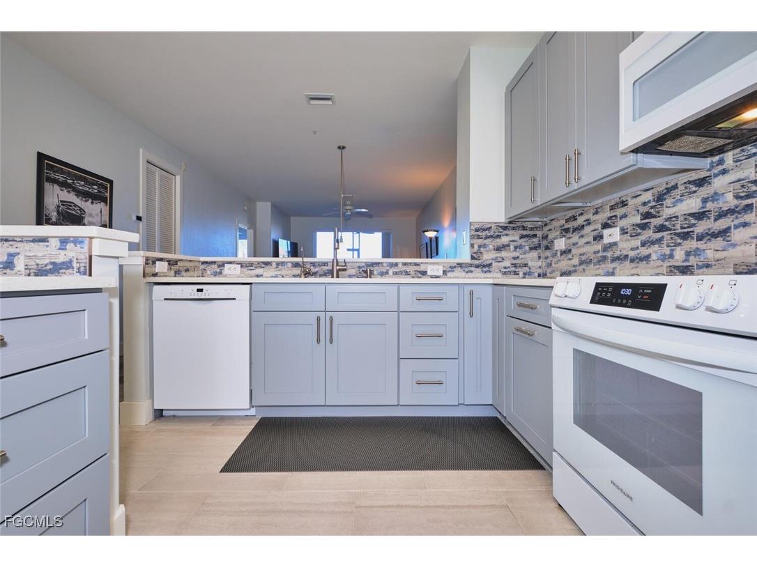 17110 Bridgestone Court #106 Fort Myers FL 33908 2026001151 image5