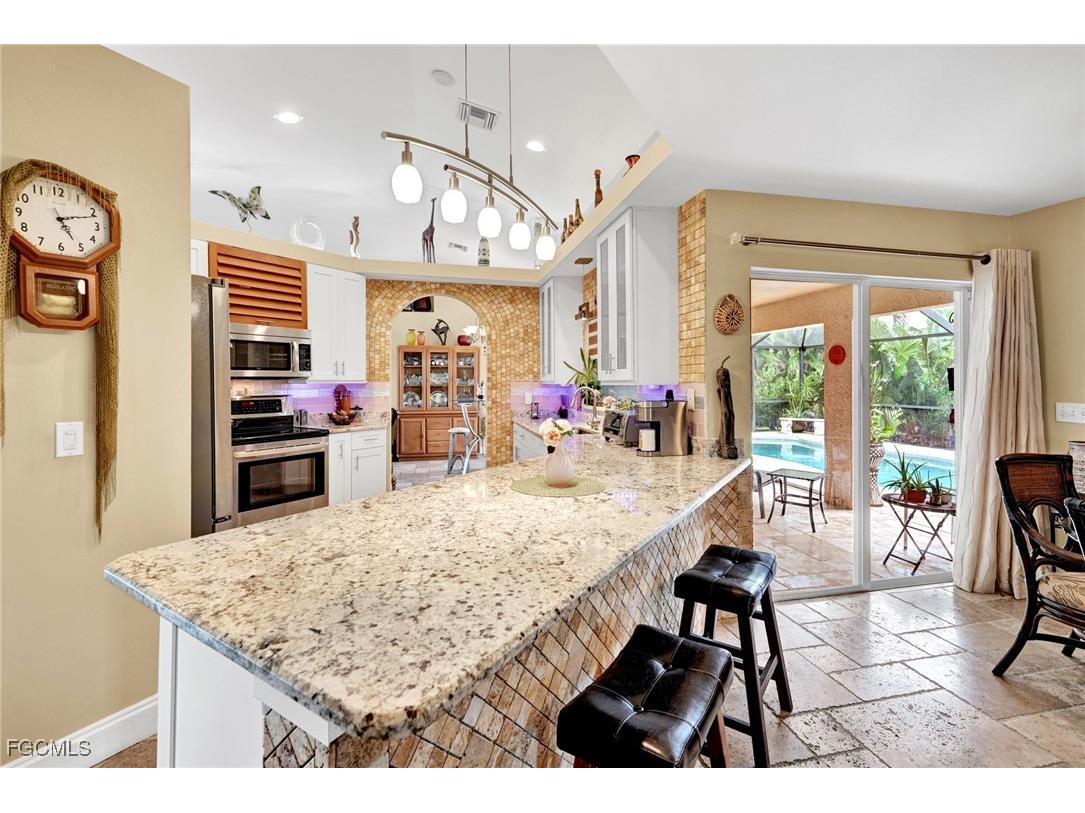 1712 Beach Parkway W Cape Coral FL 33914 2025009756 image10