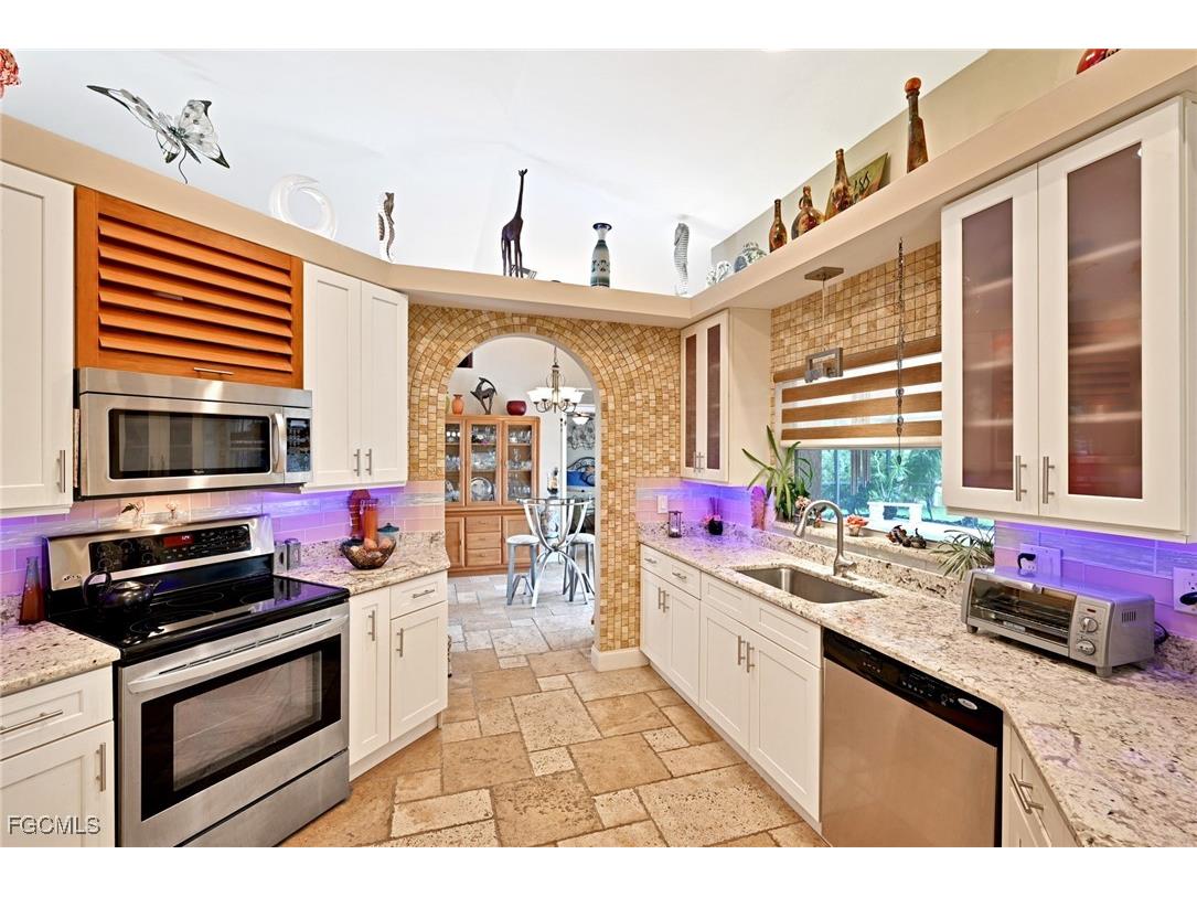 1712 Beach Parkway W Cape Coral FL 33914 2025009756 image11