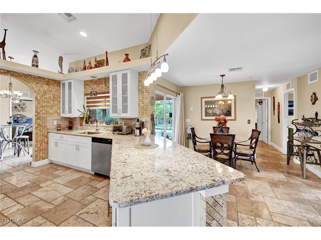 1712 Beach Parkway W Cape Coral FL 33914 2025009756 image14