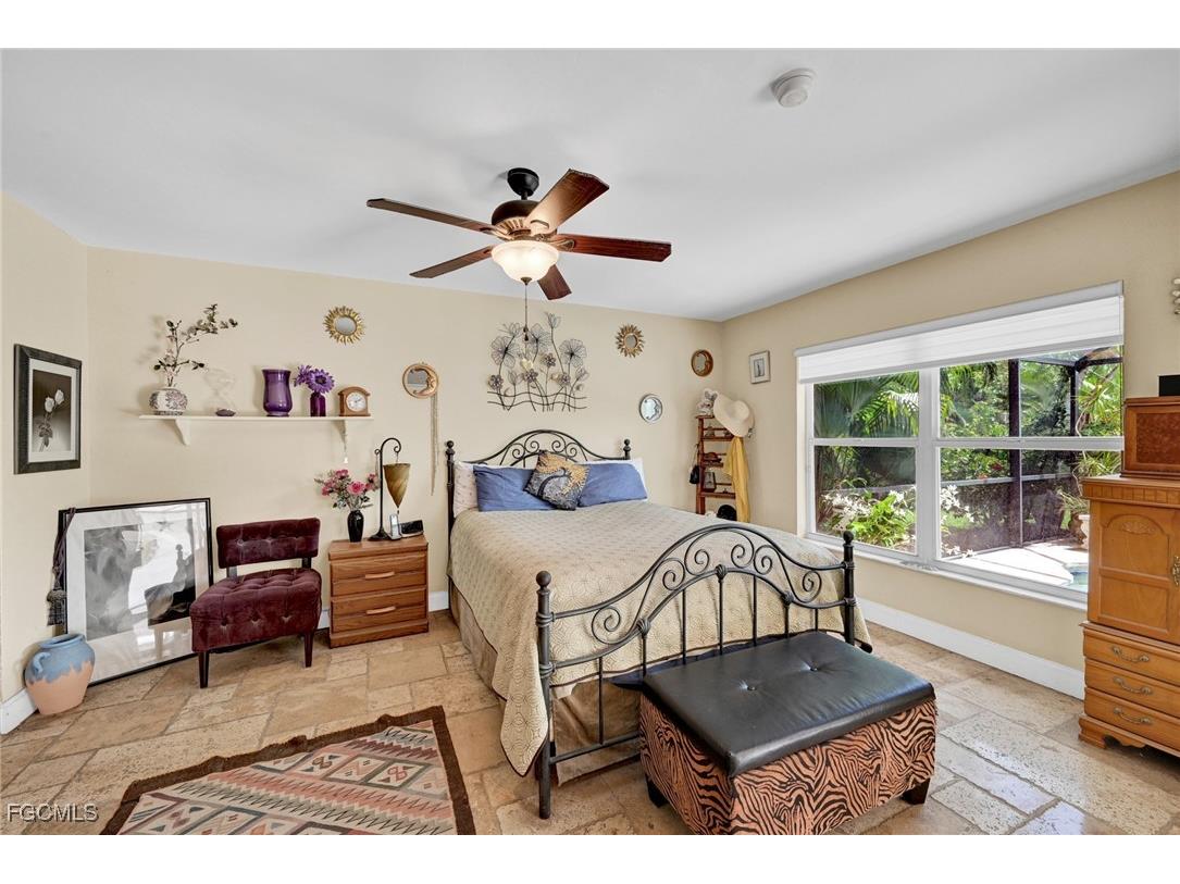 1712 Beach Parkway W Cape Coral FL 33914 2025009756 image16