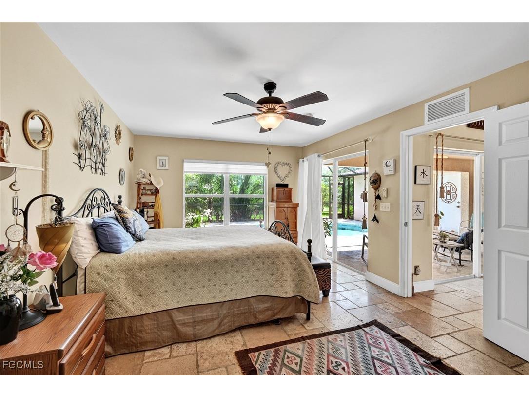 1712 Beach Parkway W Cape Coral FL 33914 2025009756 image17