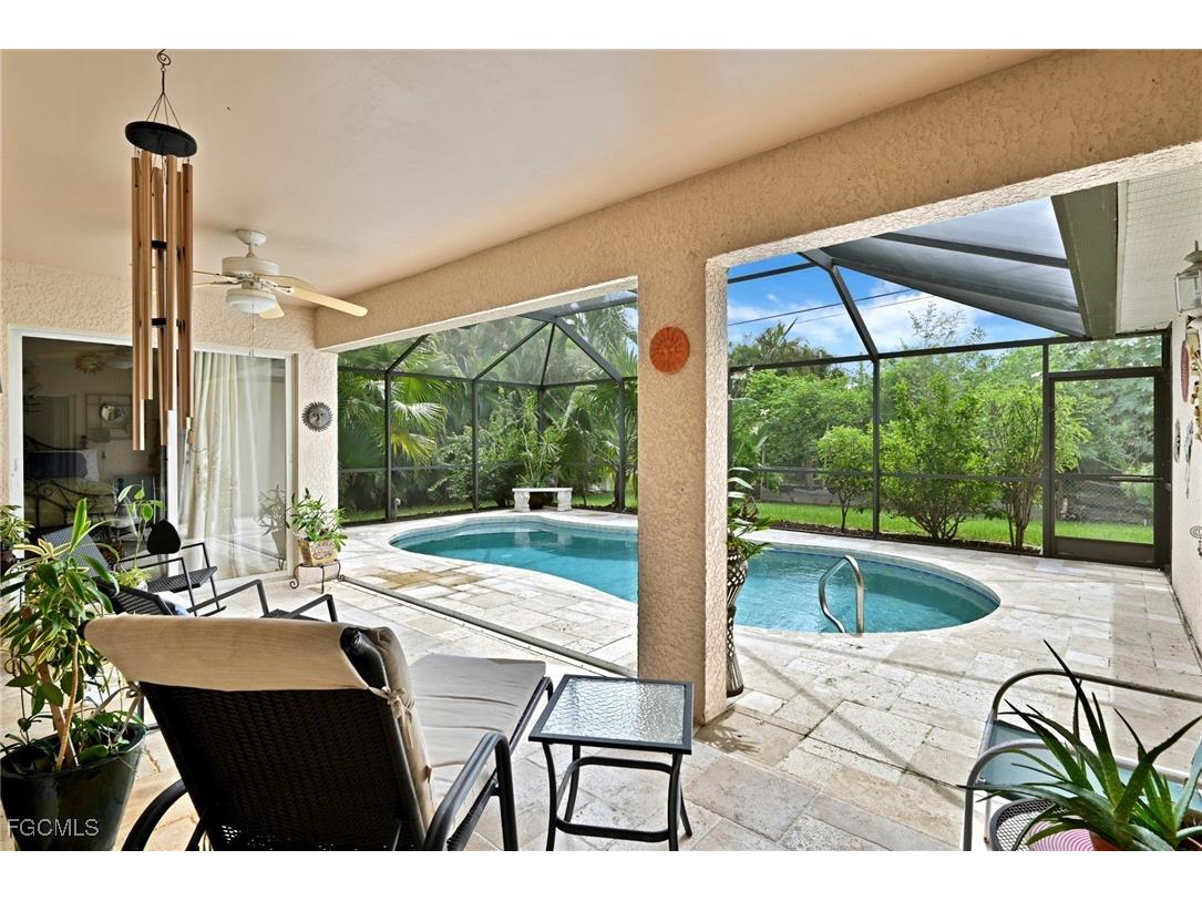 1712 Beach Parkway W Cape Coral FL 33914 2025009756 image2