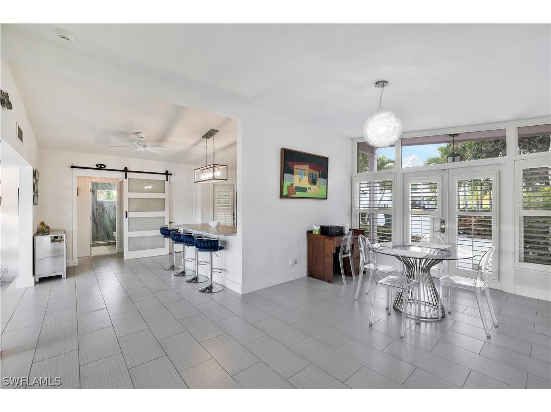1712 Harbor Lane Naples FL 34104 226010409 image6