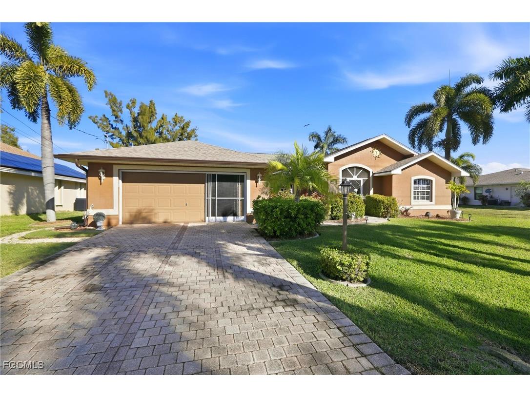 1713 NE 2nd Street Cape Coral FL 33909 2026000490 image1
