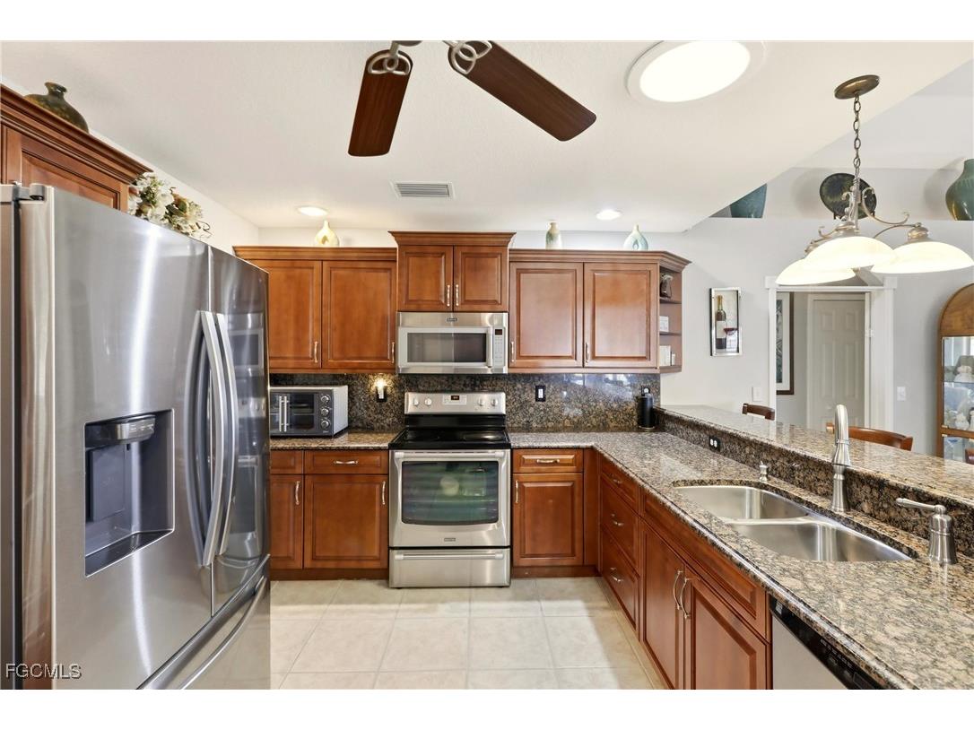 1713 NE 2nd Street Cape Coral FL 33909 2026000490 image11