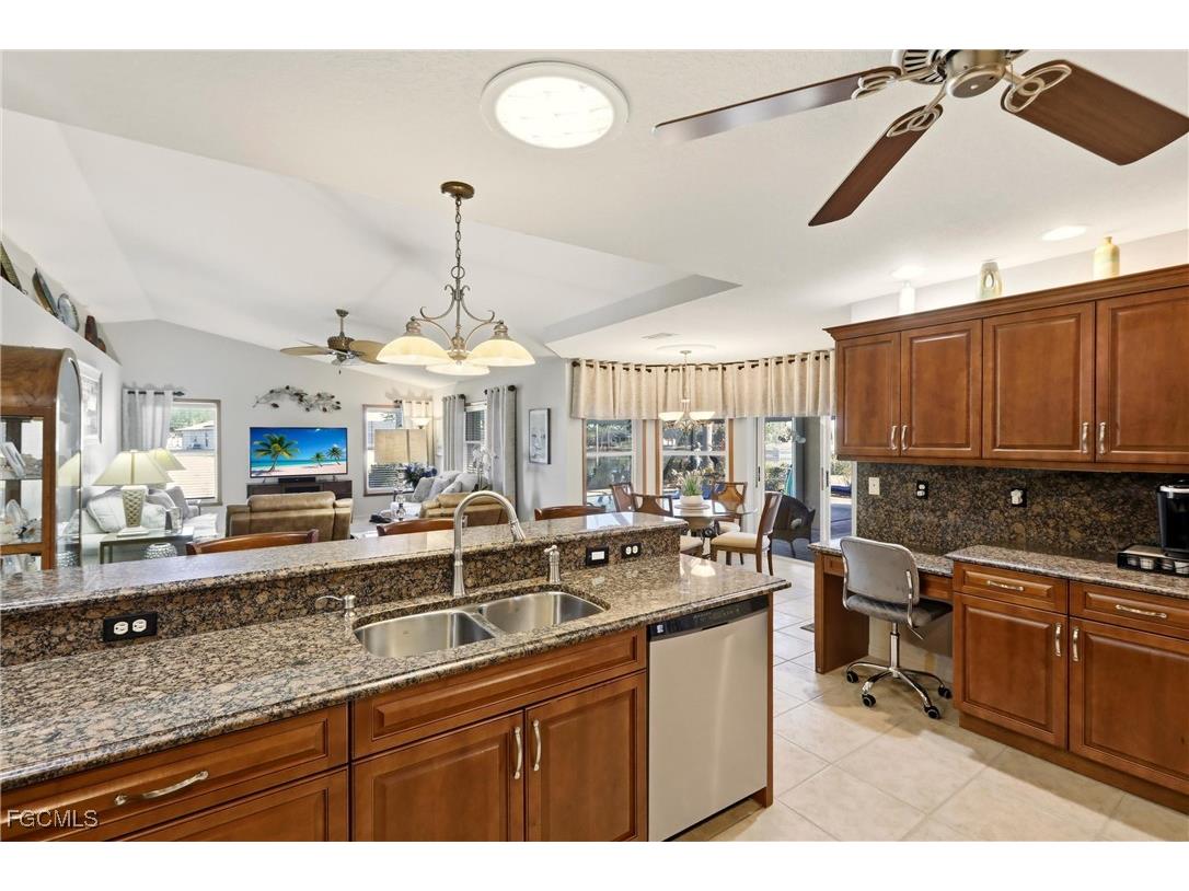 1713 NE 2nd Street Cape Coral FL 33909 2026000490 image12