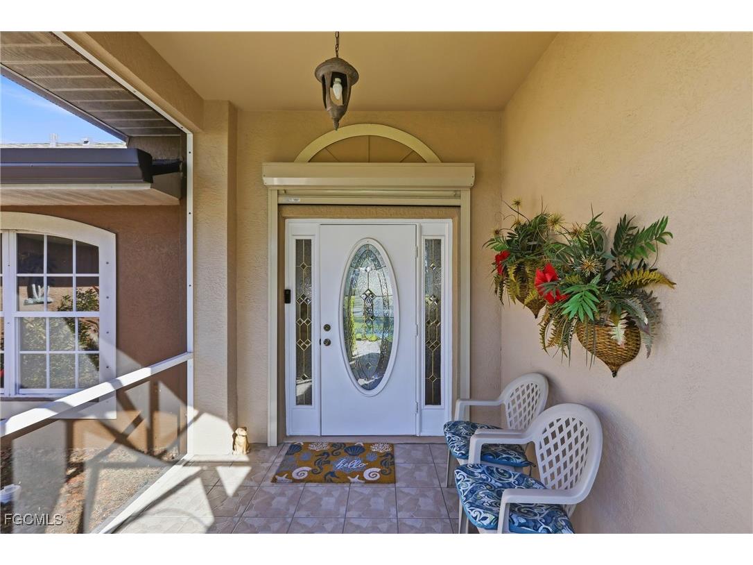 1713 NE 2nd Street Cape Coral FL 33909 2026000490 image3