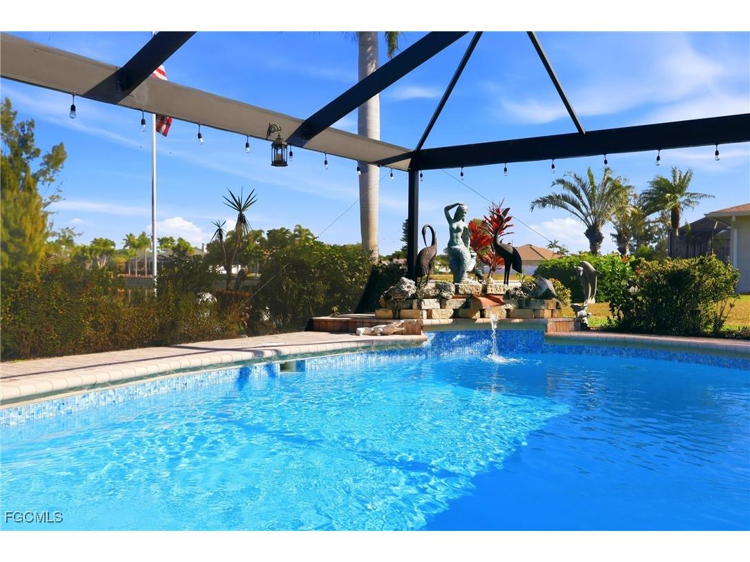 1713 NE 2nd Street Cape Coral FL 33909 2026000490 image38