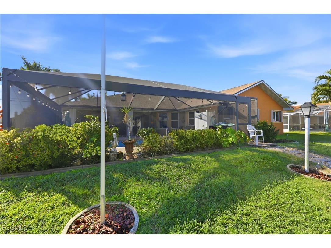 1713 NE 2nd Street Cape Coral FL 33909 2026000490 image41