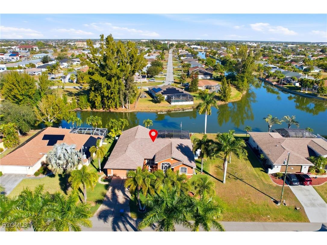 1713 NE 2nd Street Cape Coral FL 33909 2026000490 image46