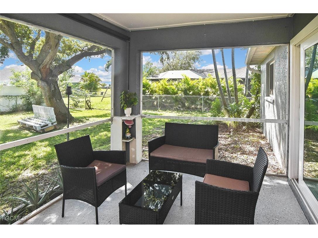 1713 NE 4th Avenue Cape Coral FL 33909 2025010650 image26
