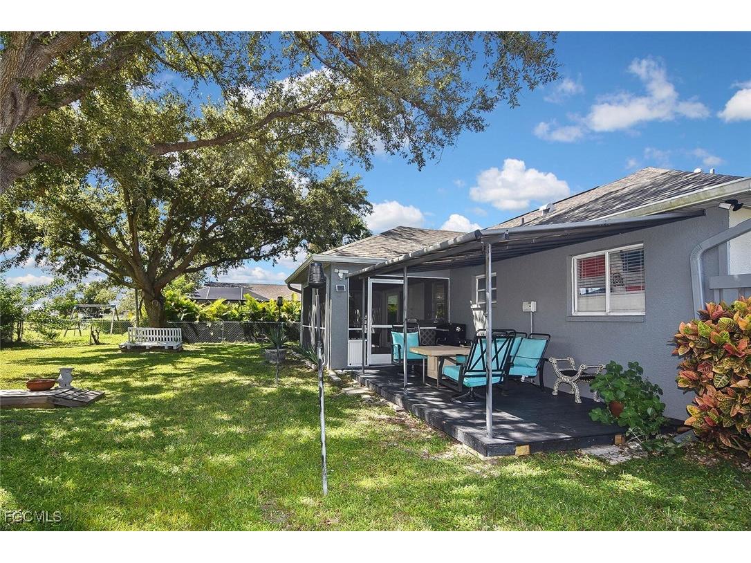 1713 NE 4th Avenue Cape Coral FL 33909 2025010650 image35