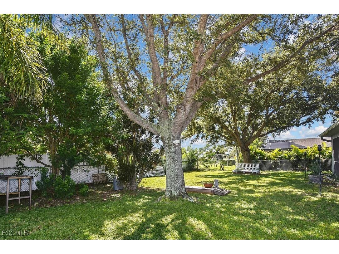 1713 NE 4th Avenue Cape Coral FL 33909 2025010650 image36