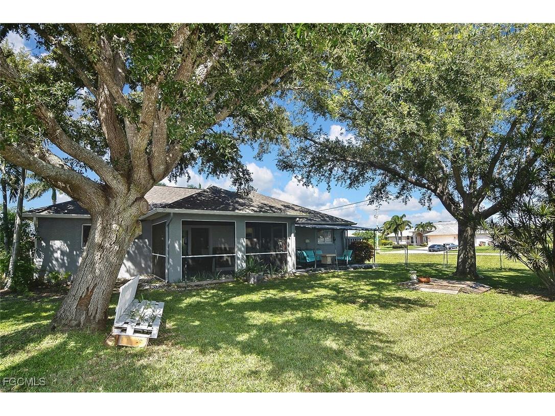 1713 NE 4th Avenue Cape Coral FL 33909 2025010650 image38