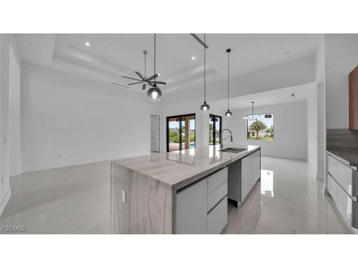 1713 NW 2nd Street Cape Coral FL 33993 2025000137 image13