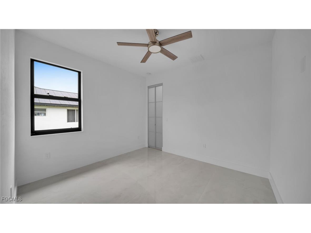 1713 NW 2nd Street Cape Coral FL 33993 2025000137 image22