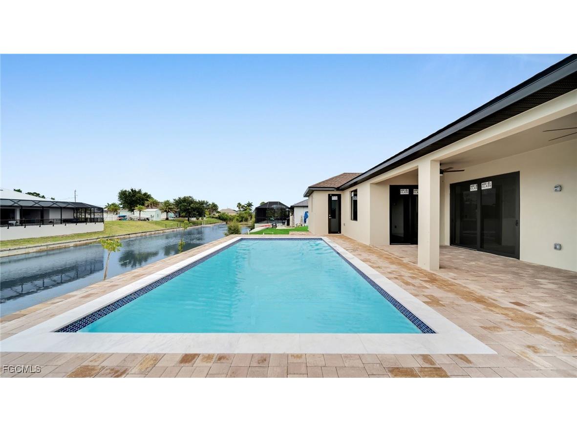 1713 NW 2nd Street Cape Coral FL 33993 2025000137 image40