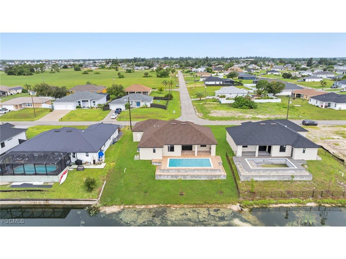 1713 NW 2nd Street Cape Coral FL 33993 2025000137 image45