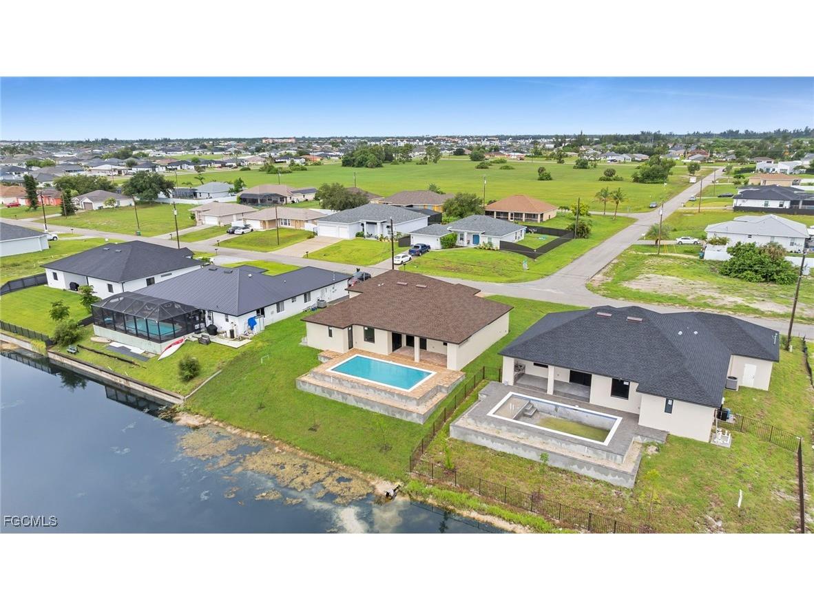 1713 NW 2nd Street Cape Coral FL 33993 2025000137 image46