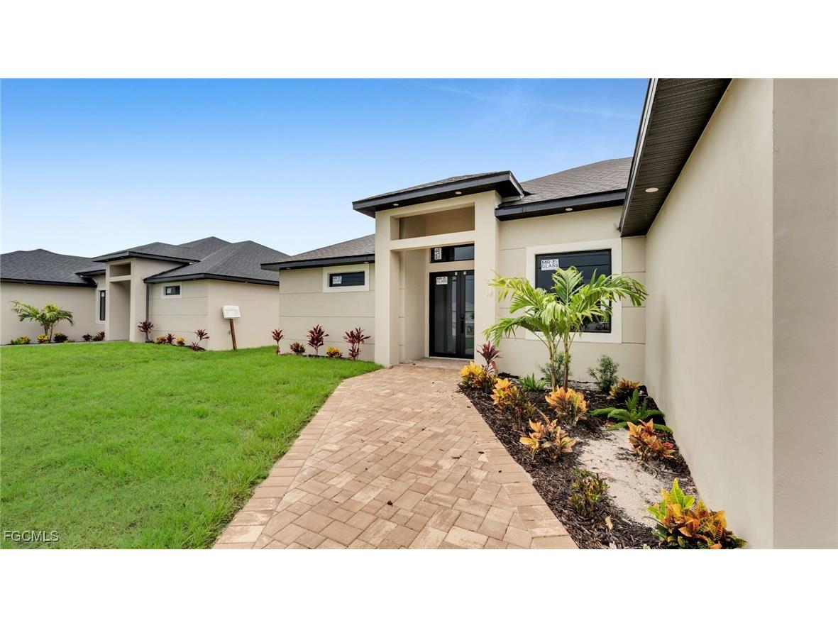 1713 NW 2nd Street Cape Coral FL 33993 2025000137 image5