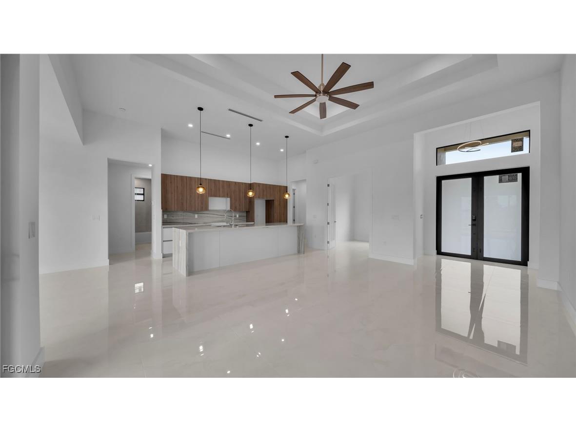 1713 NW 2nd Street Cape Coral FL 33993 2025000137 image9