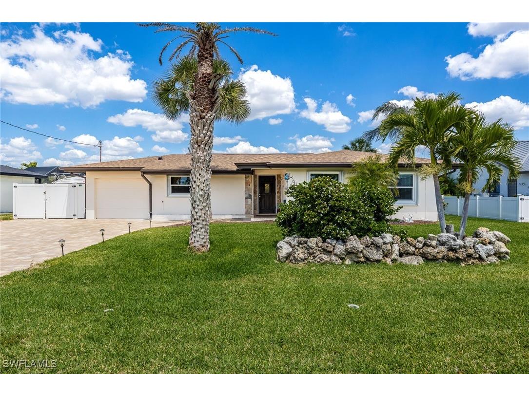 1713 SE 39th Street Cape Coral FL 33904 225032627 image1