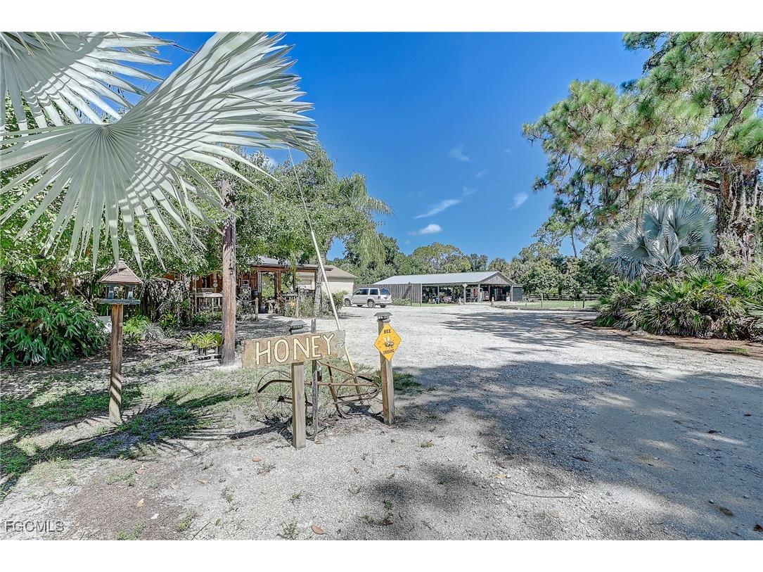 17131 Slater Road North Fort Myers FL 33917 2025003461 image14